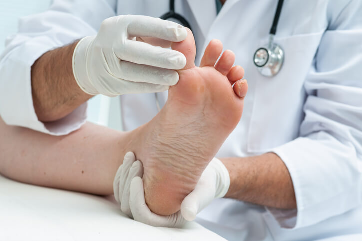 How Foot and Ankle Specialists Diagnose and Treat Flat Feet
