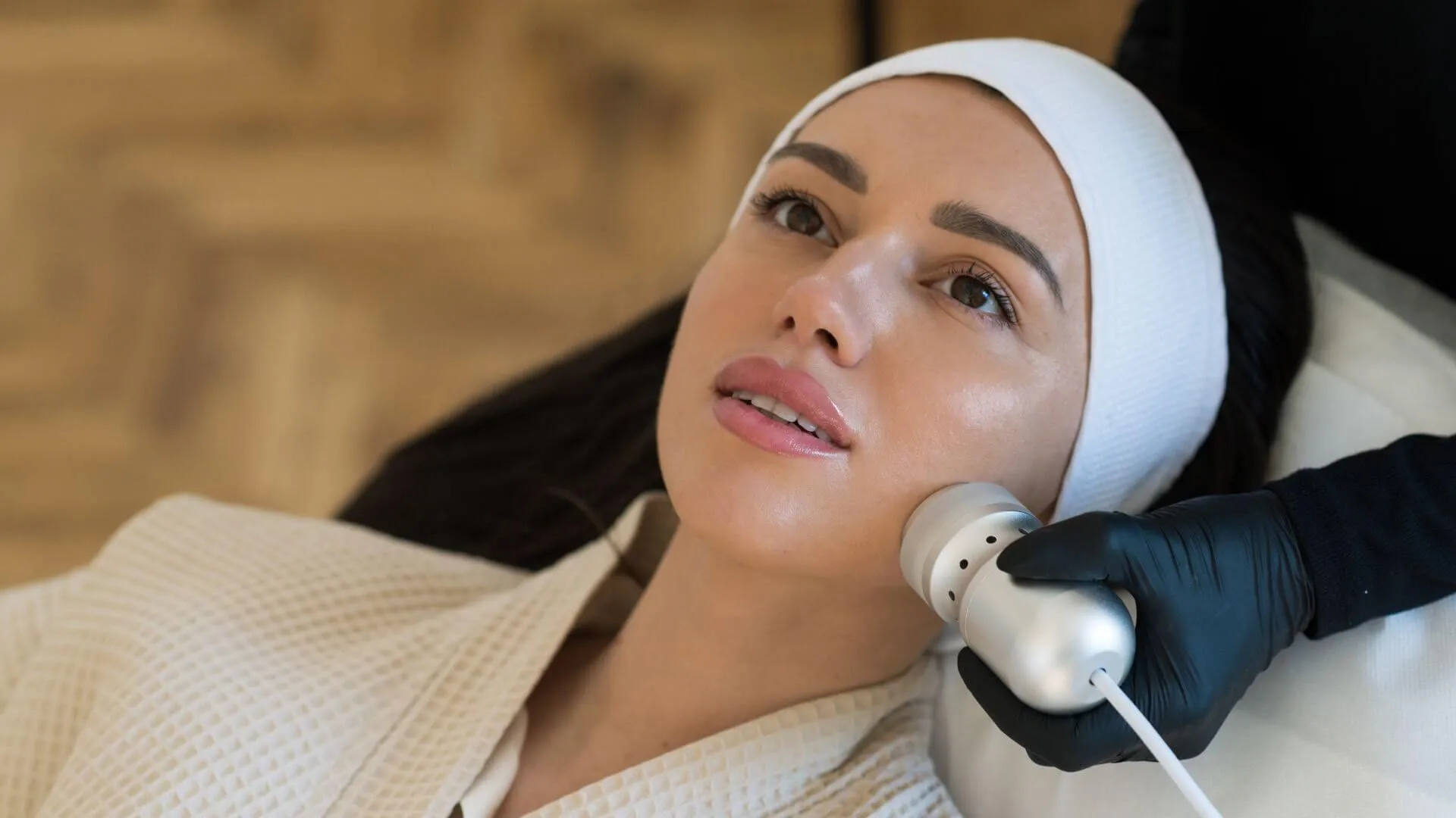 The Benefits of Integrating Laser Treatments Into Your Skincare Routine