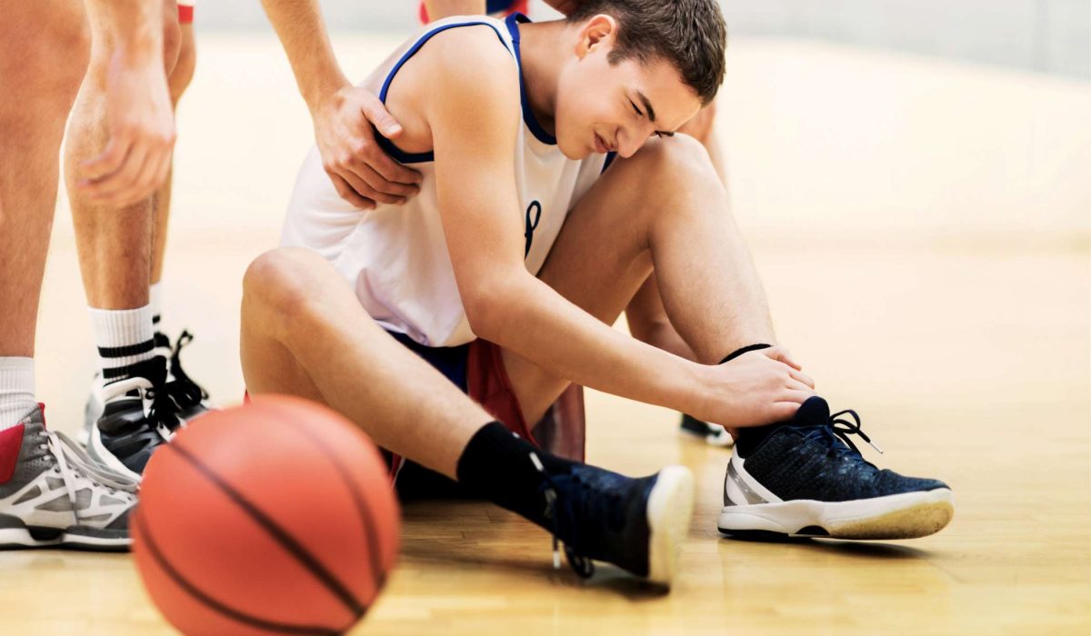 The Role of Sports Medicine in Preventing Common Injuries